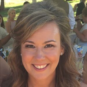 Meet your Posher, Suzanne